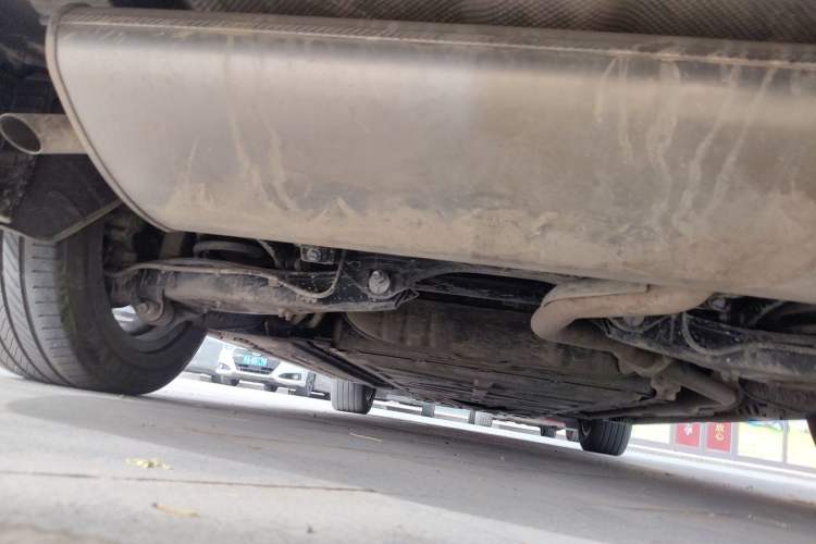Used Denza D9 2022 DM-i 1040 Prestige Model Chassis Rear