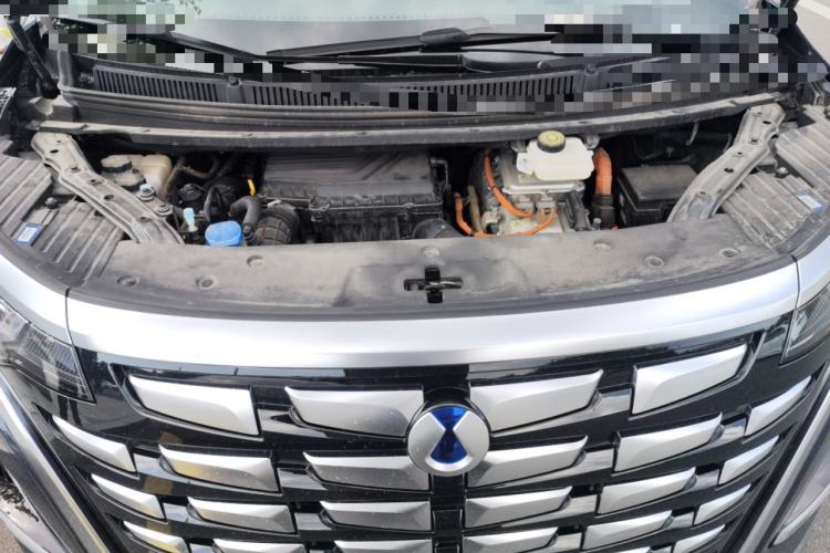 Used Denza D9 2022 DM-i 970 Four-Wheel Drive Prestige Model Engine Bay