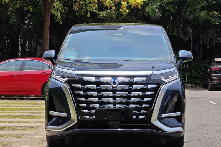 Used Denza D9 2022 DM-i 970 Four-Wheel Drive Prestige Model Exterior 1