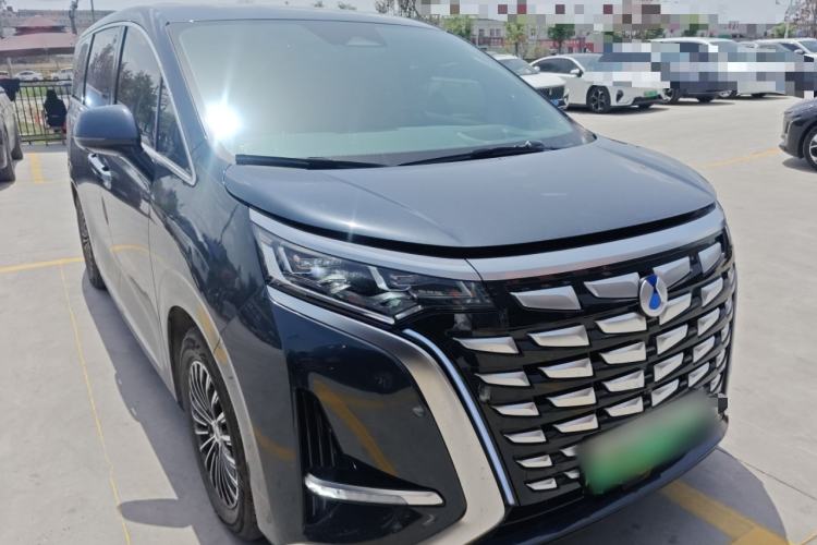 Used Denza D9 2022 DM-i 970 Four-Wheel Drive Prestige Model Exterior 1