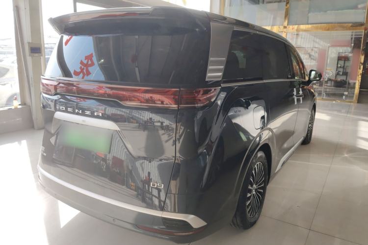 Used Denza D9 2022 DM-i 970 Four-Wheel Drive Flagship Model Exterior 5