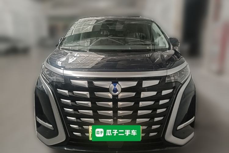 Used Denza D9 2022 DM-i 970 Four-Wheel Drive Flagship Model Front