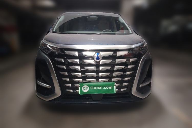 Used Denza D9 2022 DM-i 970 Four-Wheel Drive Prestige Model Front