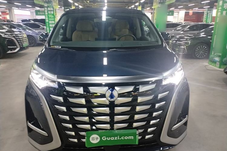 Used Denza D9 2022 DM-i 970 Four-Wheel Drive Prestige Model Front