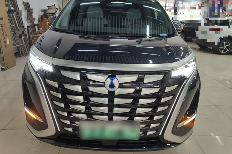 Used Denza D9 2022 DM-i 970 Four-Wheel Drive Flagship Model Front