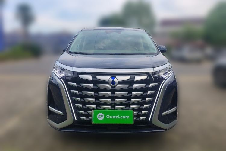 Used Denza D9 2022 DM-i 970 Four-Wheel Drive Flagship Model Front
