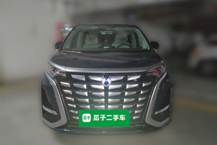 Used Denza D9 2022 DM-i 970 Four-Wheel Drive Flagship Model Front