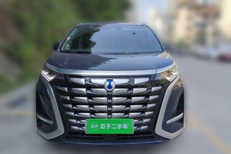 Used Denza D9 2022 DM-i 970 Four-Wheel Drive Prestige Model Front