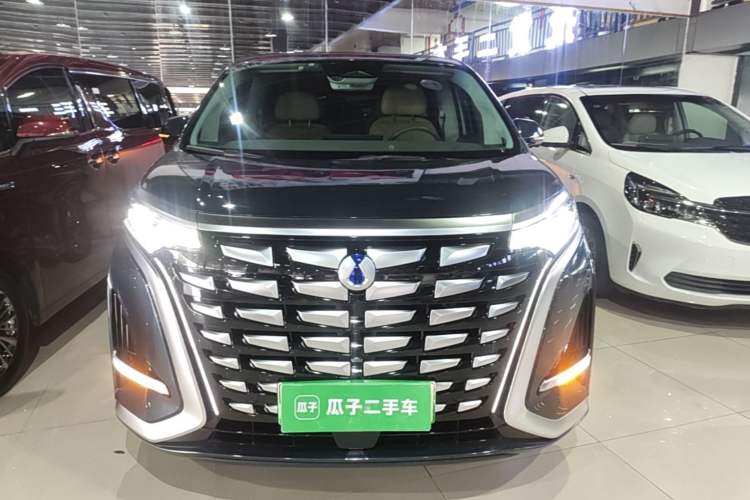 Used Denza D9 2022 DM-i 970 Four-Wheel Drive Flagship Model Front