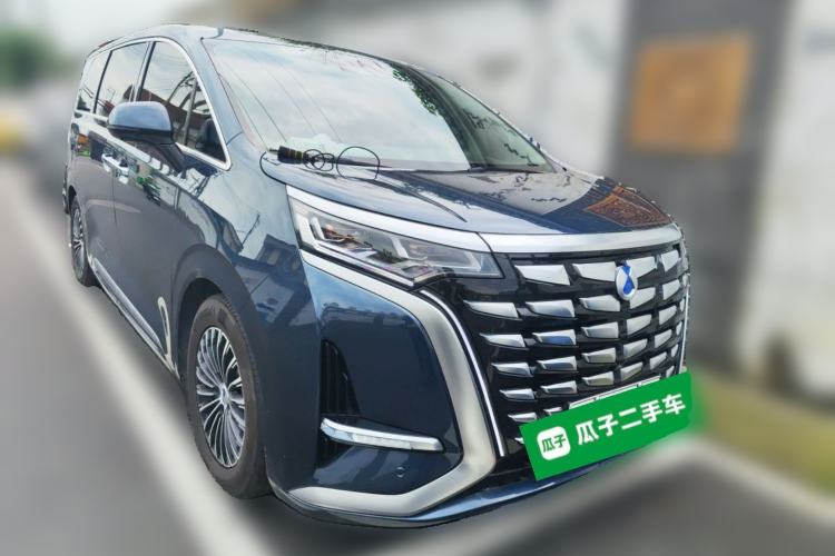 Used Denza D9 2022 DM-i 970 Four-Wheel Drive Flagship Model Front Right 45 Deg