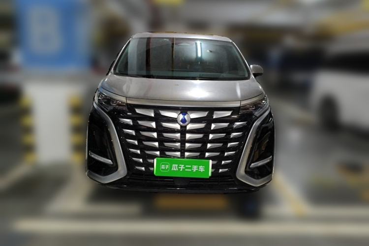 Used Denza D9 2022 DM-i 970 Four-Wheel Drive Prestige Model Front