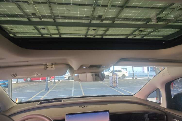 Used Denza D9 2022 DM-i 970 Four-Wheel Drive Prestige Model Headliner
