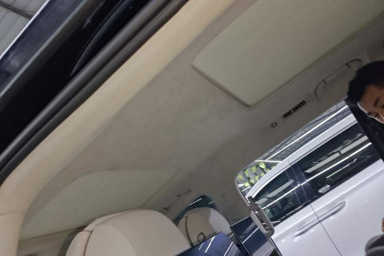 Used Denza D9 2022 DM-i 970 Four-Wheel Drive Flagship Model Headliner