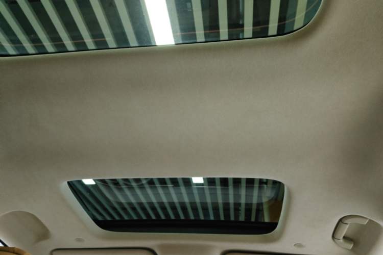 Used Denza D9 2022 DM-i 970 Four-Wheel Drive Flagship Model Headliner