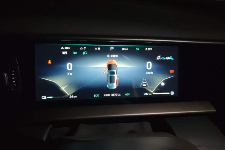 Used Denza D9 2022 DM-i 970 Four-Wheel Drive Prestige Model Instrument Cluster