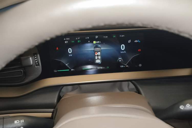 Used Denza D9 2022 DM-i 970 Four-Wheel Drive Flagship Model Instrument Cluster