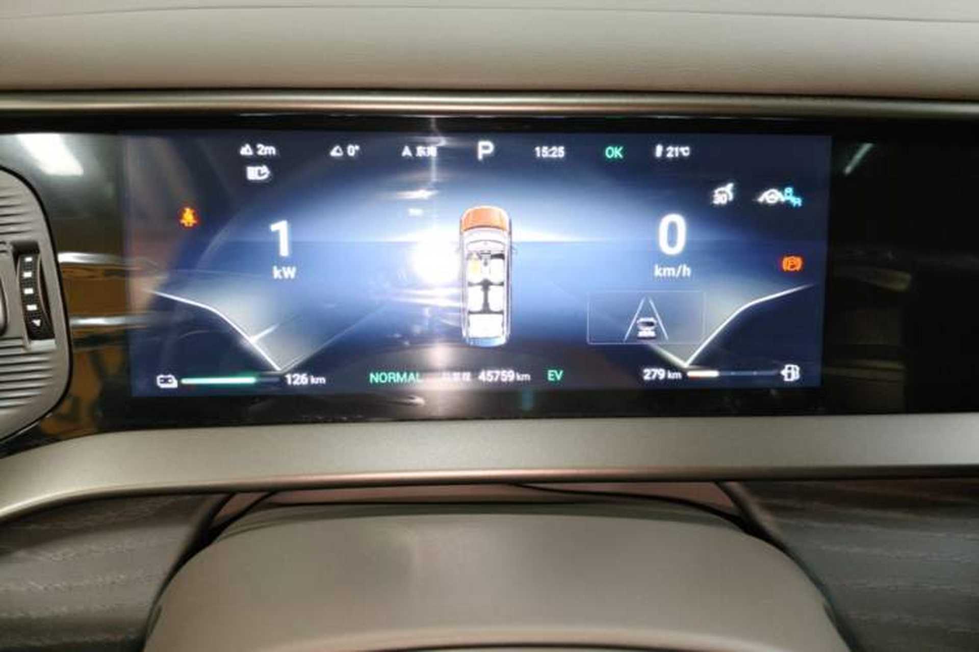Used Denza D9 2022 DM-i 970 Four-Wheel Drive Flagship Model Instrument Cluster