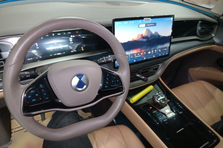 Used Denza D9 2022 DM-i 970 Four-Wheel Drive Flagship Model Interior 2