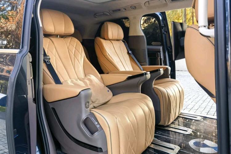 Used Denza D9 2022 DM-i 970 Four-Wheel Drive Flagship Model Interior 3