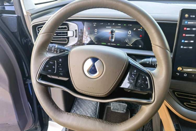Used Denza D9 2022 DM-i 970 Four-Wheel Drive Flagship Model Interior 6