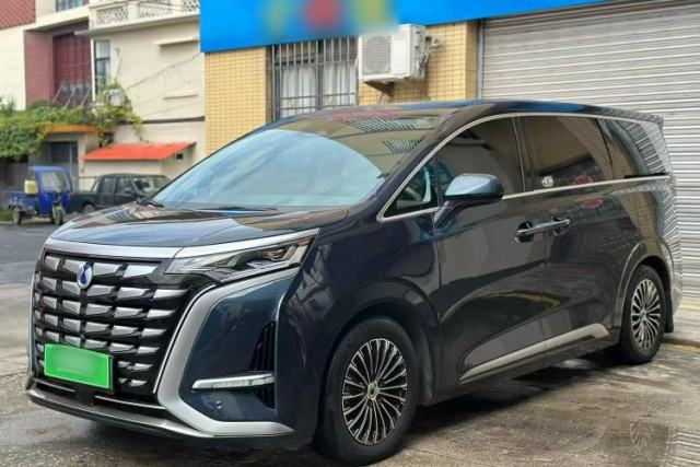 Denza D9 2022 DM-i 970 Four-Wheel Drive Flagship Model usado