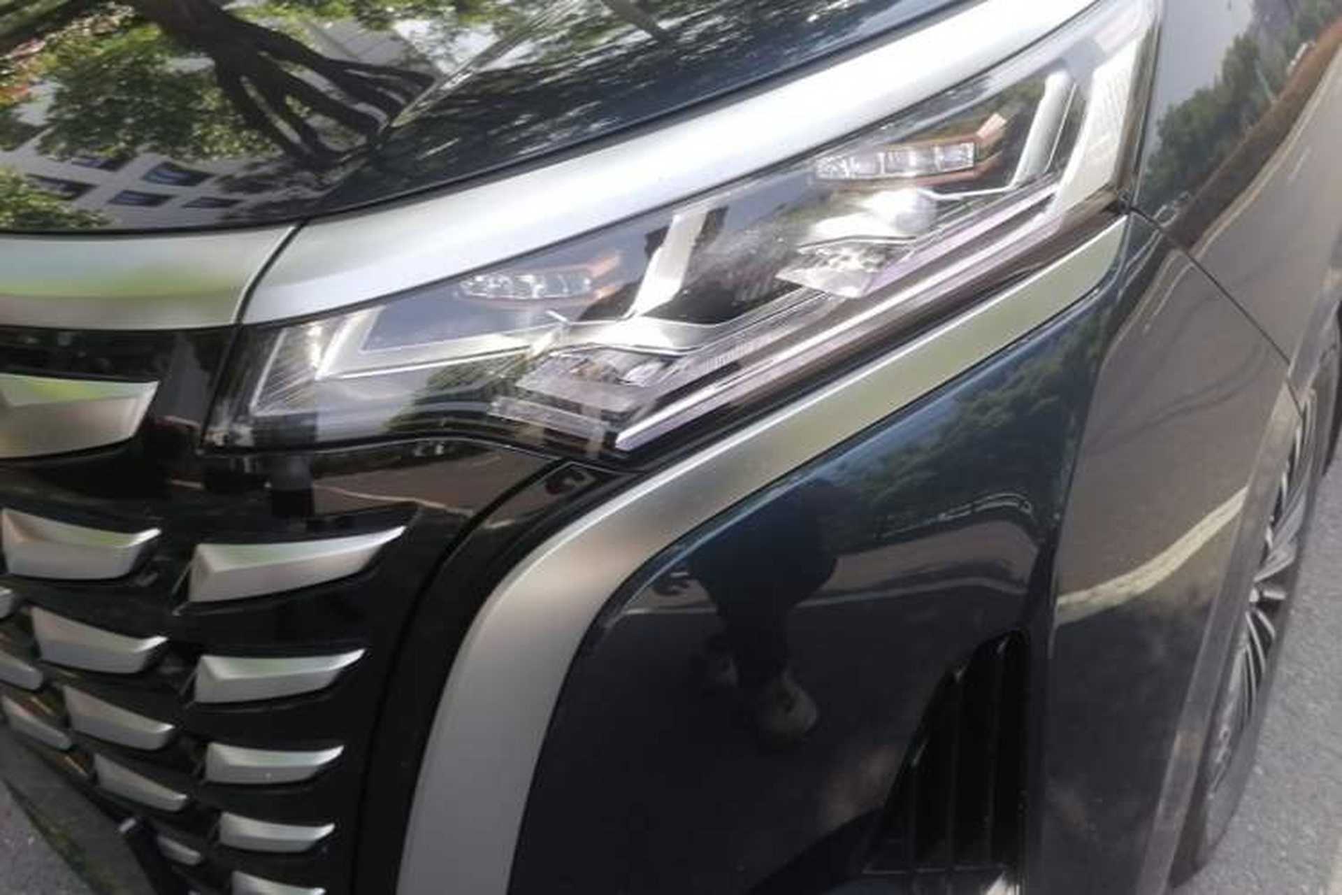 Used Denza D9 2022 DM-i 1040 Prestige Model Left Front Headlight