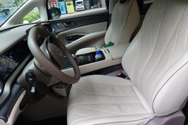 Used Denza D9 2022 DM-i 970 Four-Wheel Drive Prestige Model Left Front Seat