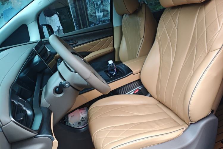 Used Denza D9 2022 DM-i 1040 Prestige Model Left Front Seat