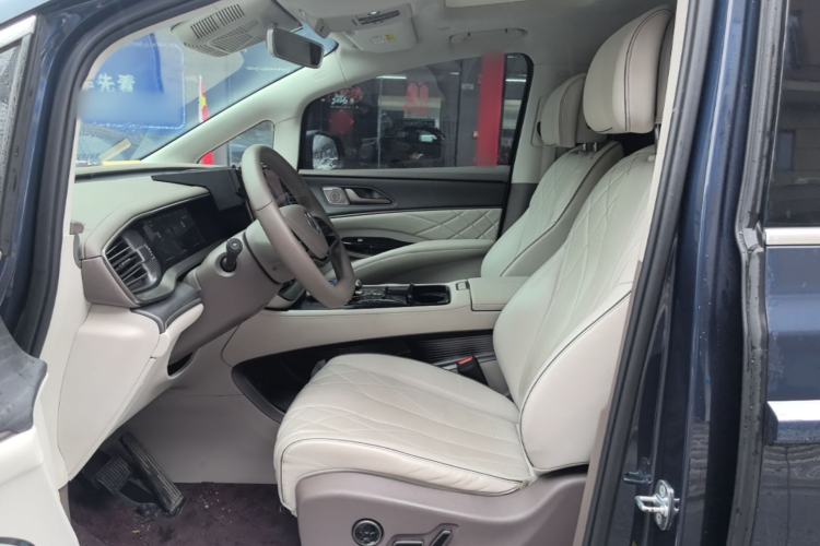 Used Denza D9 2022 DM-i 970 Four-Wheel Drive Flagship Model Left Front Seat