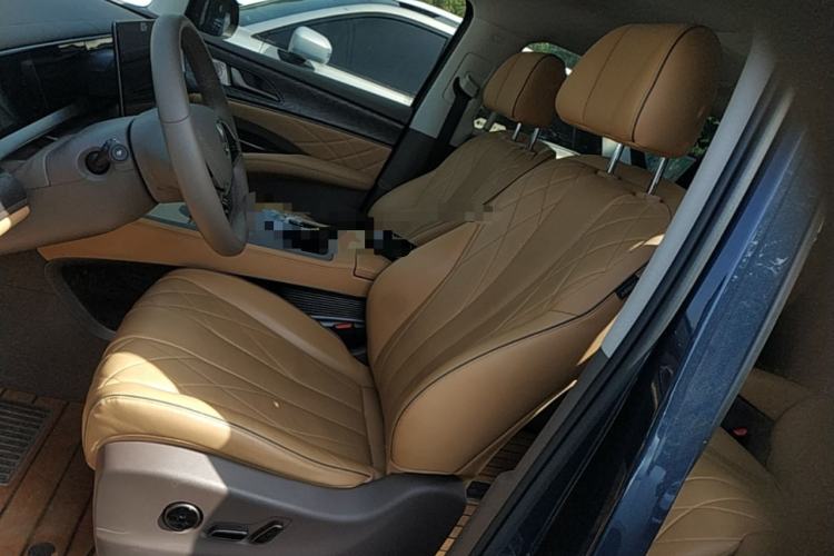 Used Denza D9 2022 DM-i 1040 Prestige Model Left Front Seat
