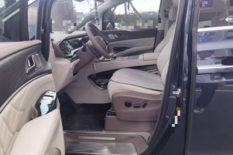 Used Denza D9 2022 DM-i 970 Four-Wheel Drive Prestige Model Left Front Seat