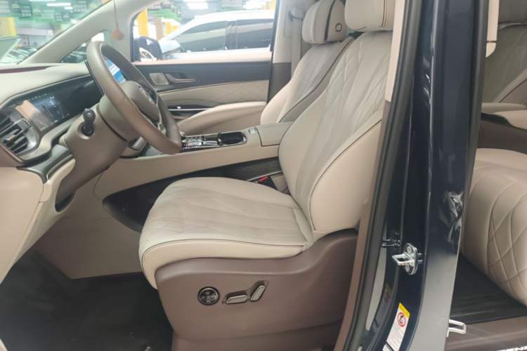 Used Denza D9 2022 DM-i 970 Four-Wheel Drive Flagship Model Left Front Seat