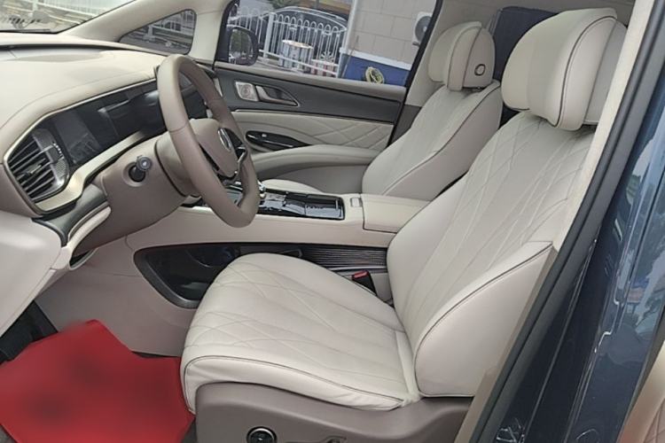 Used Denza D9 2022 DM-i 970 Four-Wheel Drive Flagship Model Left Front Seat