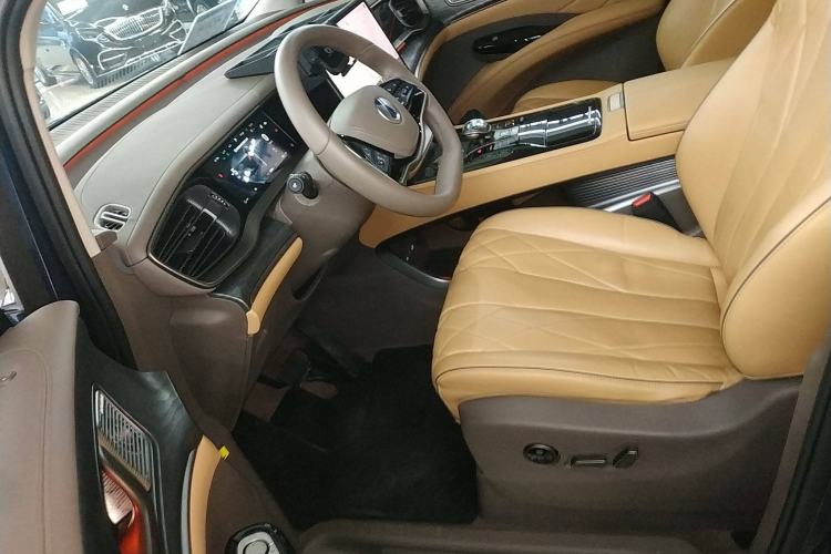 Used Denza D9 2022 DM-i 1040 Prestige Model Left Front Seat
