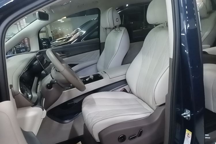 Used Denza D9 2022 DM-i 970 Four-Wheel Drive Flagship Model Left Front Seat