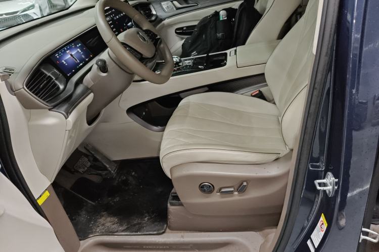 Used Denza D9 2022 DM-i 970 Four-Wheel Drive Flagship Model Left Front Seat
