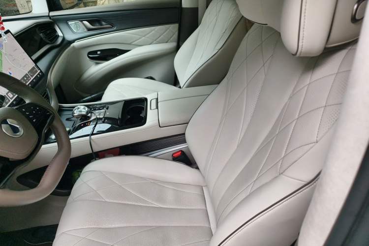 Used Denza D9 2022 DM-i 970 Four-Wheel Drive Flagship Model Left Front Seat