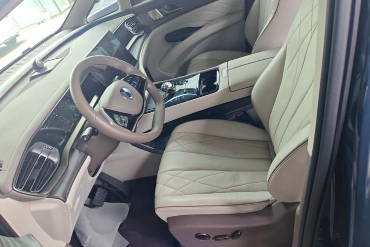 Used Denza D9 2022 DM-i 970 Four-Wheel Drive Prestige Model Left Front Seat