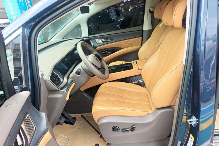 Used Denza D9 2022 DM-i 970 Four-Wheel Drive Flagship Model Left Front Seat