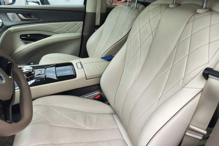 Used Denza D9 2022 DM-i 970 Four-Wheel Drive Flagship Model Left Front Seat