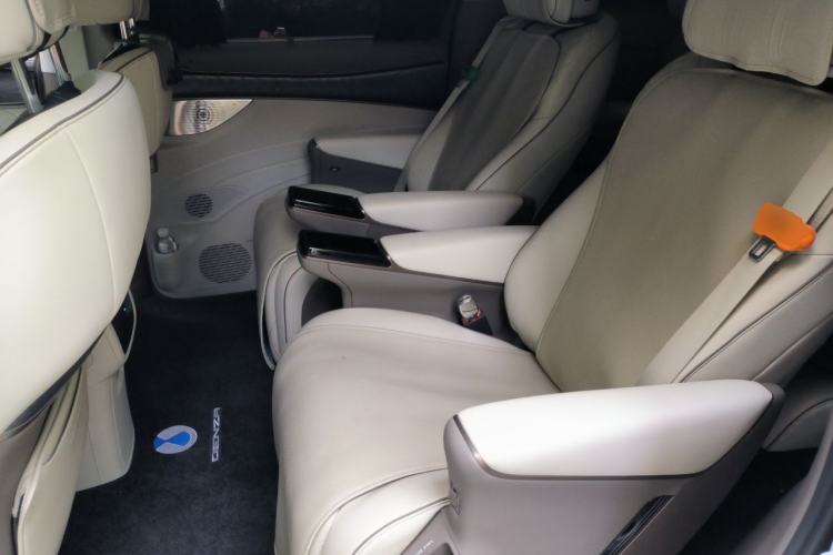 Used Denza D9 2022 DM-i 1040 Prestige Model Left Rear Seat