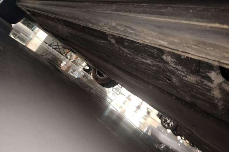 Used Denza D9 2022 DM-i 970 Four-Wheel Drive Flagship Model Left Side Sill