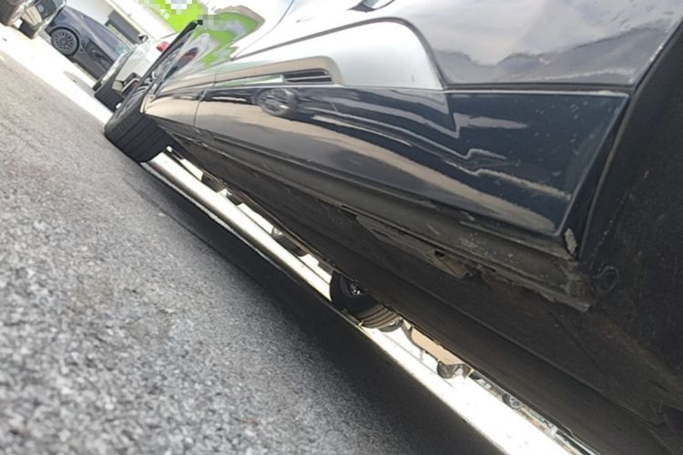 Used Denza D9 2022 DM-i 970 Four-Wheel Drive Flagship Model Left Side Sill