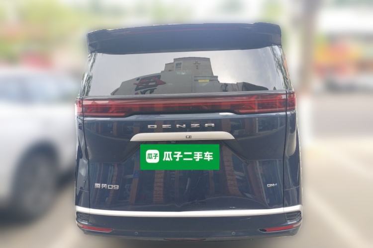 Used Denza D9 2022 DM-i 1040 Prestige Model Rear