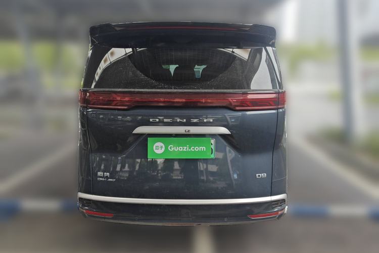 Used Denza D9 2022 DM-i 970 Four-Wheel Drive Flagship Model Rear