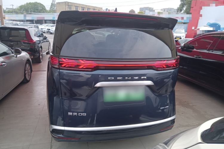 Used Denza D9 2022 DM-i 970 Four-Wheel Drive Flagship Model Rear