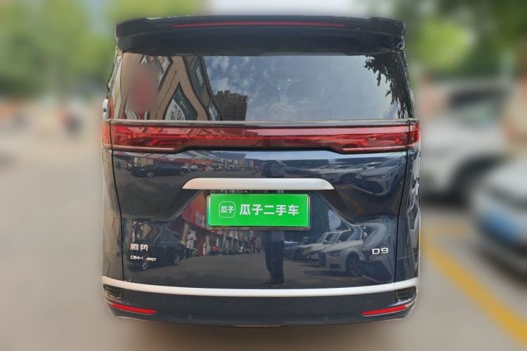 Used Denza D9 2022 DM-i 970 Four-Wheel Drive Flagship Model Rear