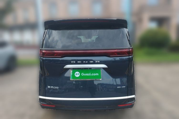 Used Denza D9 2022 DM-i 970 Four-Wheel Drive Flagship Model Rear