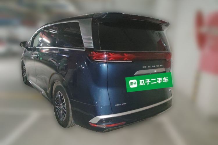 Used Denza D9 2022 DM-i 970 Four-Wheel Drive Flagship Model Rear Left 45 Deg