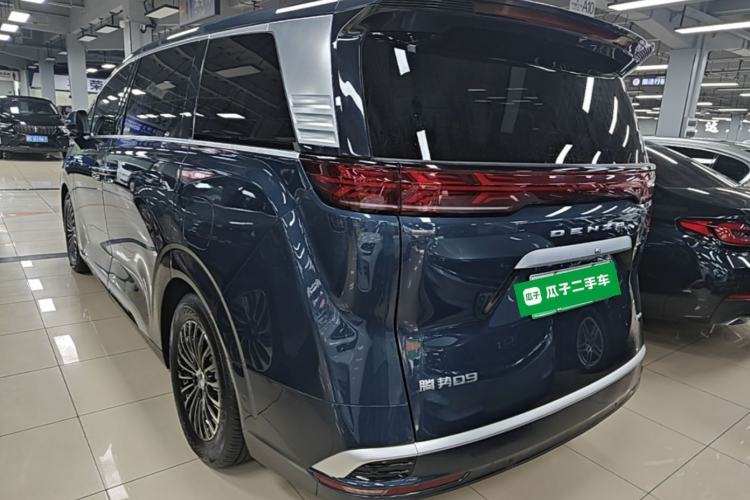 Used Denza D9 2022 DM-i 970 Four-Wheel Drive Flagship Model Rear Left 45 Deg